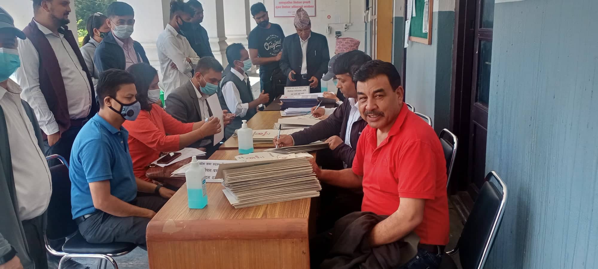 विवेकशील साझा पार्टीले गर्‍यो निर्वाचन आयोगमा दल दर्ता